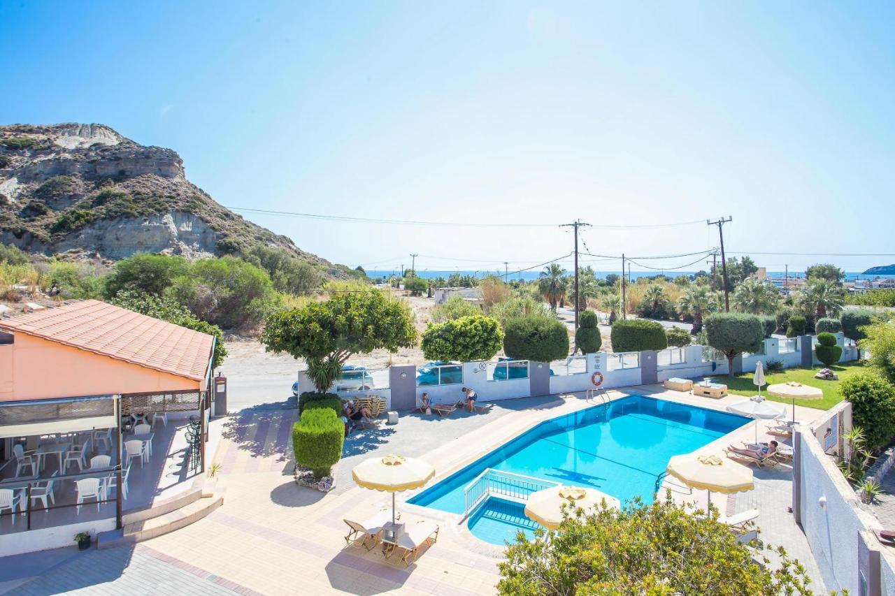 Aparthotel Maroula 2*