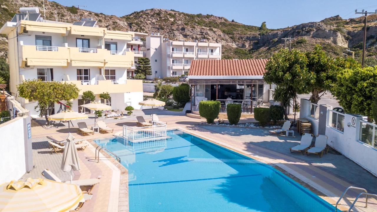 Aparthotel Maroula 2*